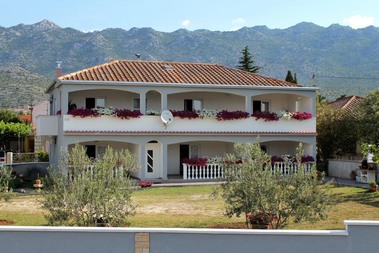 Apartments With A Parking Space Seline, Paklenica - 6603 สตารีกราด-ปาเคลนีซา ภายนอก รูปภาพ