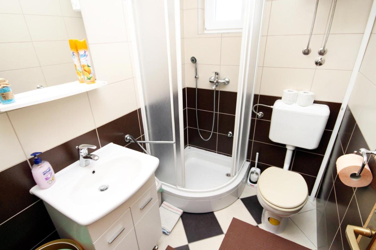 Apartments With A Parking Space Seline, Paklenica - 6603 สตารีกราด-ปาเคลนีซา ภายนอก รูปภาพ